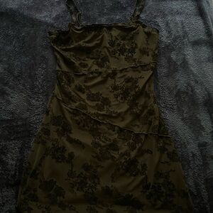 black knee length dress